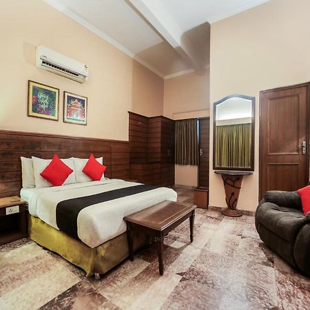Capital O 10953 Dayal Lodge - A Boutique Hotel Agra  Exteriér fotografie