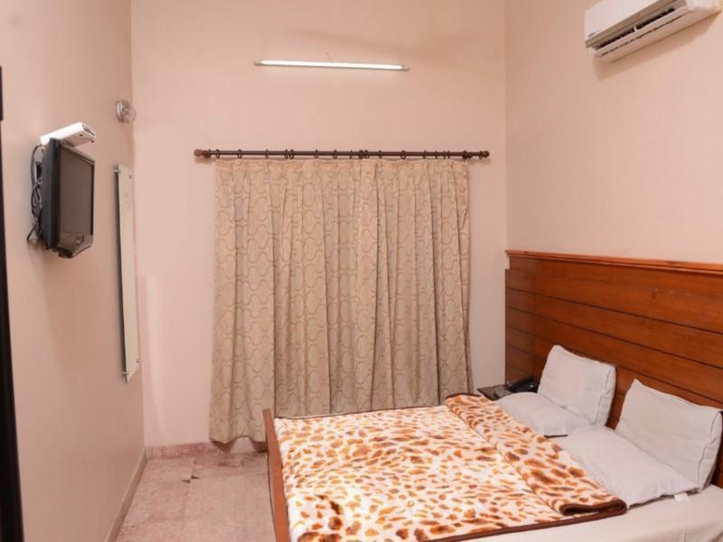 Capital O 10953 Dayal Lodge - A Boutique Hotel Agra  Exteriér fotografie