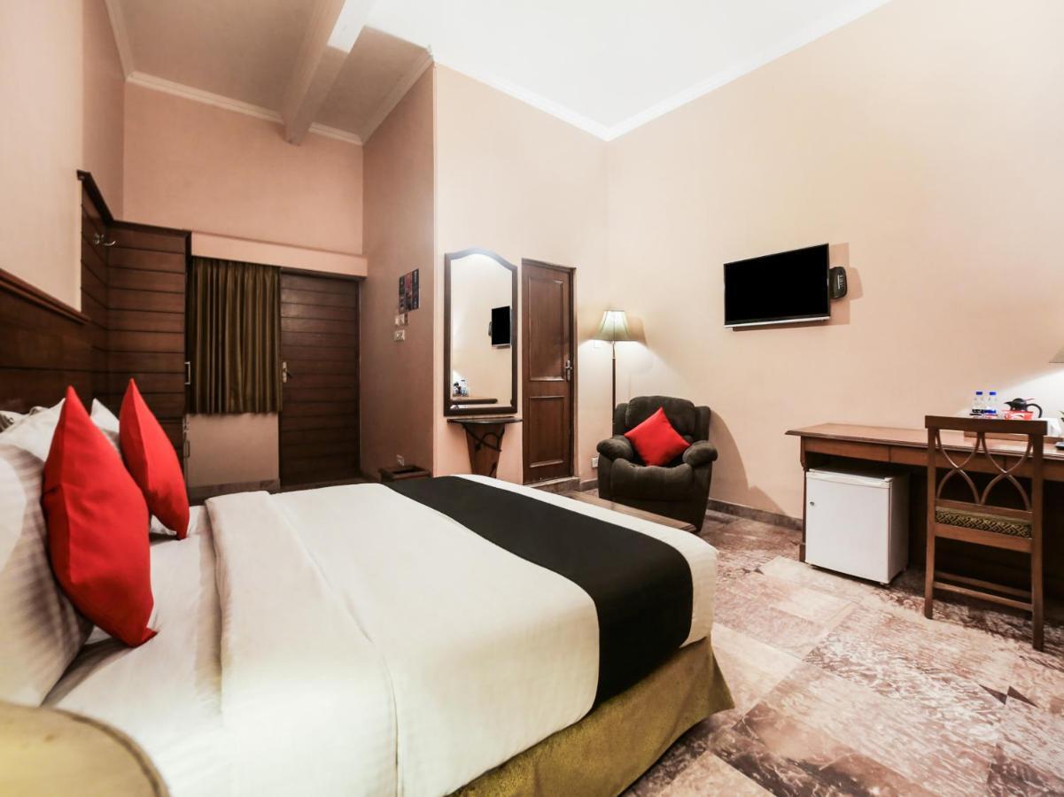 Capital O 10953 Dayal Lodge - A Boutique Hotel Agra  Exteriér fotografie